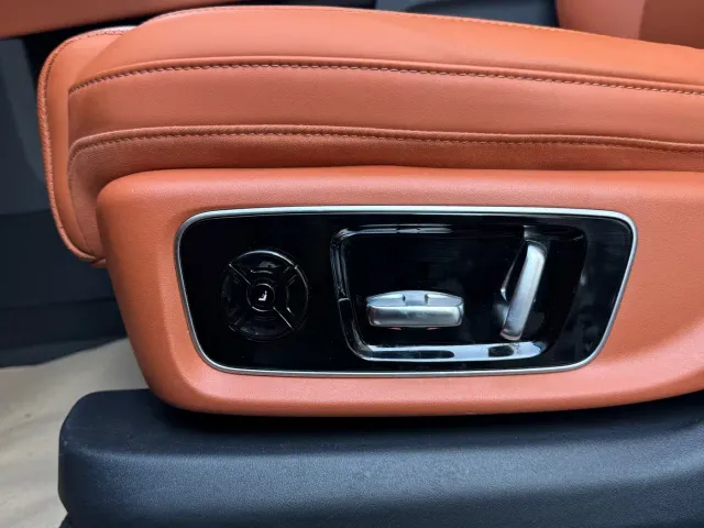 Li Auto L9 — Фото автомобиля 18