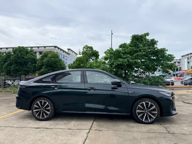 Chery Arrizo 8 — Фото автомобиля 4