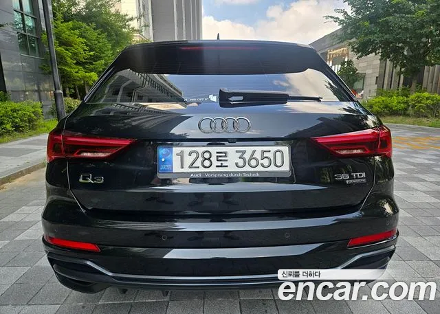 Audi Q3 35 TDI quattro Premium — Фото автомобиля 5