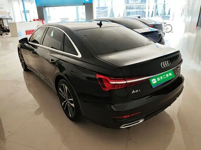 Audi A6L — Фото автомобиля 4