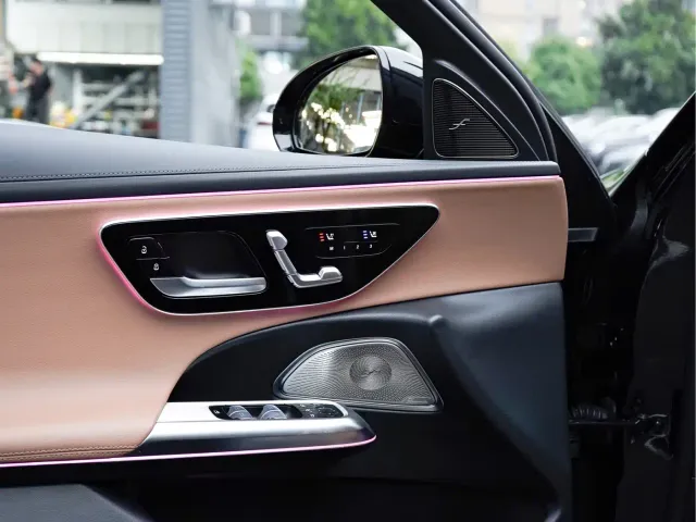 Mercedes-Benz E-Class — Фото автомобиля 13