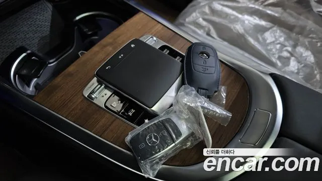 Mercedes-Benz G-Class — Фото автомобиля 30