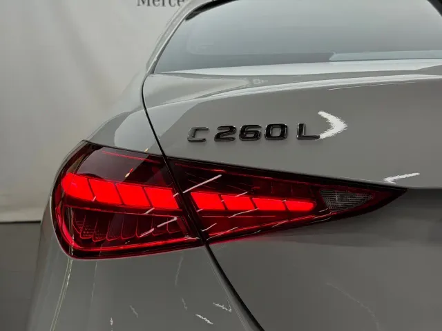 Mercedes-Benz C-Class — Фото автомобиля 15