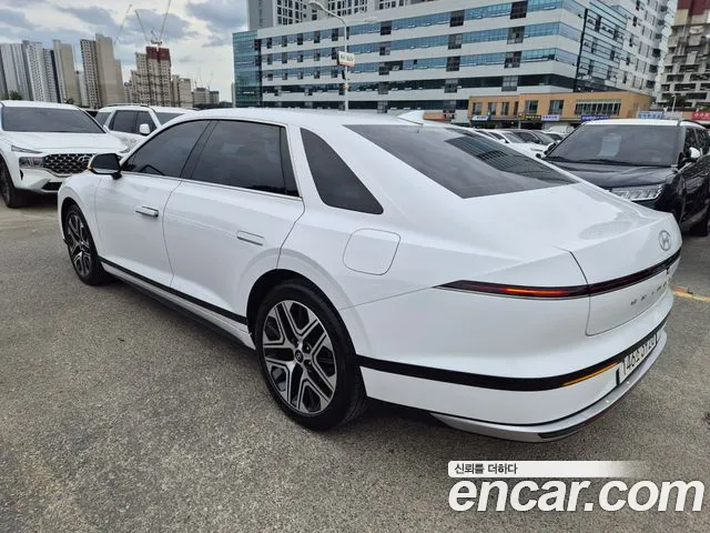 Hyundai Grandeur GN7 — Фото автомобиля 6