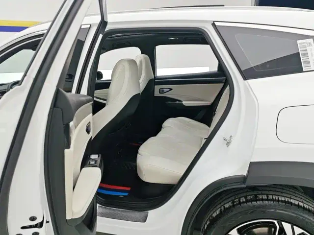 Geely Galaxy L7 — Фото автомобиля 11