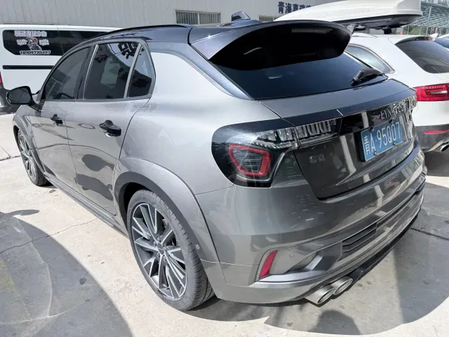 Lynk & Co 02 Hatchback — Фото автомобиля 17