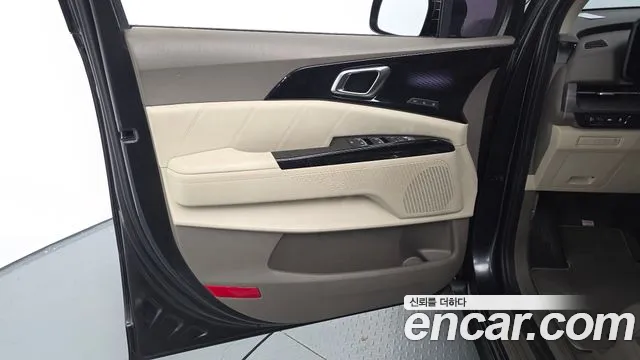 Kia Canival Carnival 4 поколение Бензин 9 мест Signature — Фото автомобиля 24