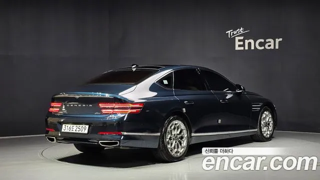 Genesis G80 Бензин 2.5 турбо AWD — Фото автомобиля 2