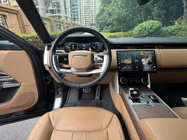Land Rover Range Rover — Фото автомобиля 9