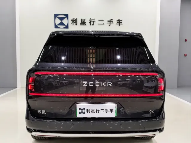 ZEEKR Zeekr 9X 2025 Standard Edition — Фото автомобиля 6