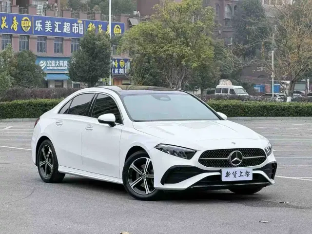 Mercedes-Benz A-Class — Фото автомобиля 2