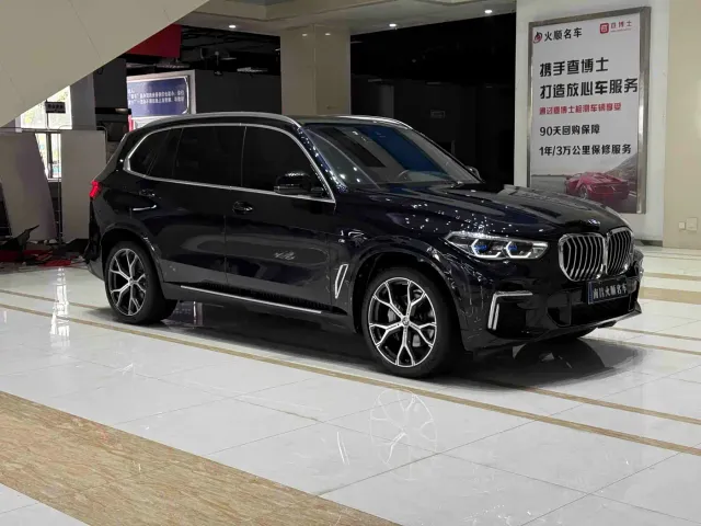 BMW X5 — Фото автомобиля 4