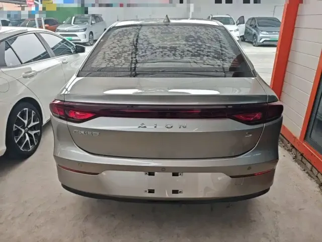 GAC Aion S — Фото автомобиля 5