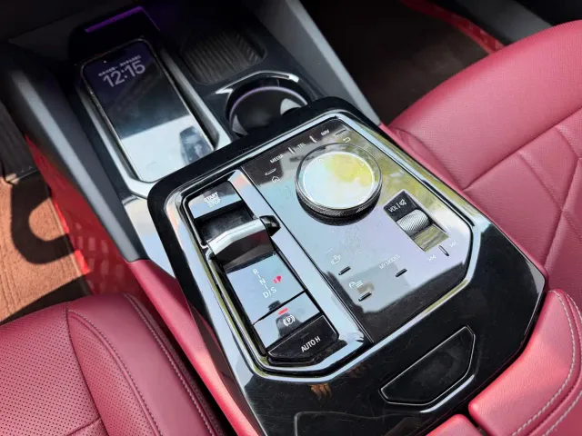 BMW 5 Series — Фото автомобиля 13
