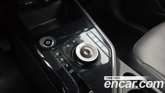 Kia Niro — Фото автомобиля 9
