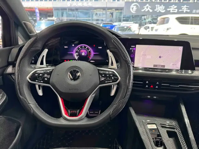 Volkswagen Golf GTI — Фото автомобиля 13