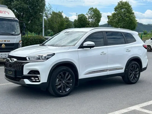 Chery Tiggo 8 — Фото автомобиля 3