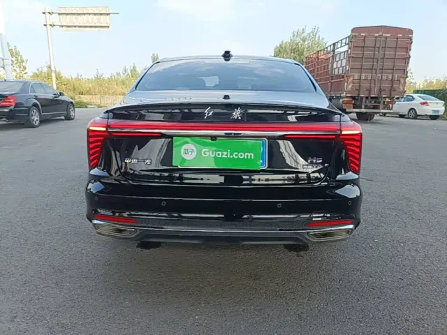 Hongqi H5 — Фото автомобиля 5