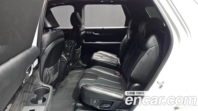 Hyundai Palisade Palisade Бензин 3.8 4WD — Фото автомобиля 23