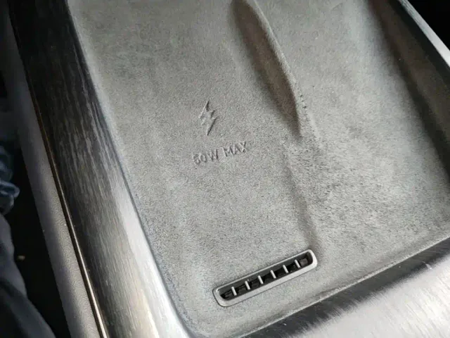 Xiaomi SU7 — Фото автомобиля 8