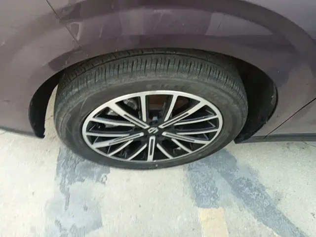 Leapmotor B10 — Фото автомобиля 22
