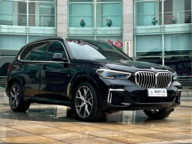 BMW X5 — Фото автомобиля 3