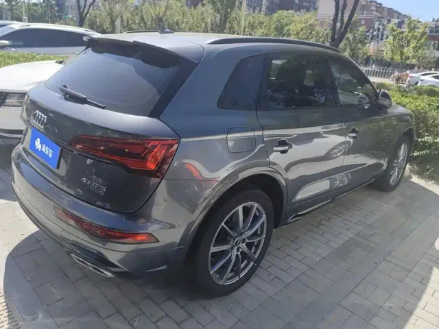 Audi Q5L — Фото автомобиля 3