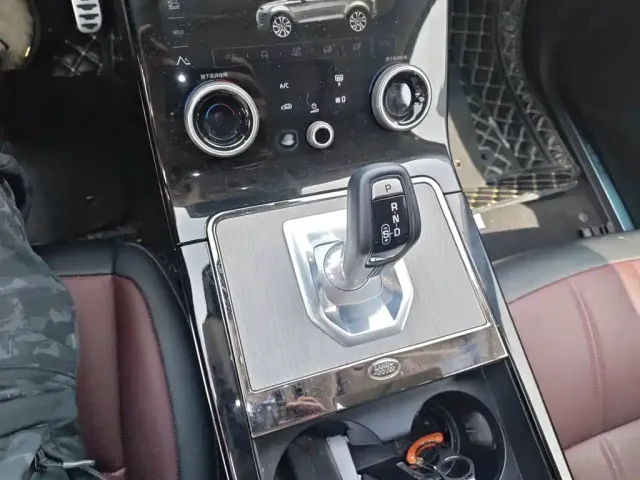 Land Rover Range Rover Evoque — Фото автомобиля 8