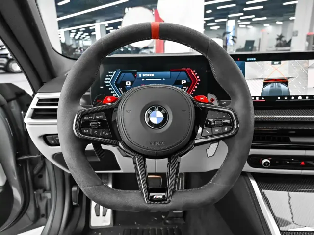 BMW M4 — Фото автомобиля 11