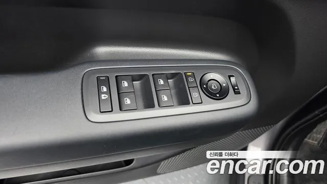 Hyundai Santa Fe — Фото автомобиля 28