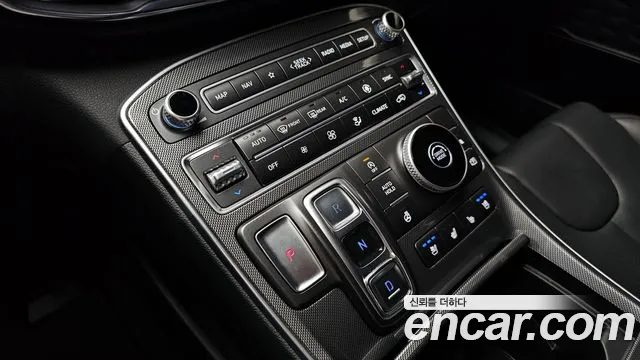 Hyundai Santafe Новый Santa Fe Дизель 2.2 2WD — Фото автомобиля 9