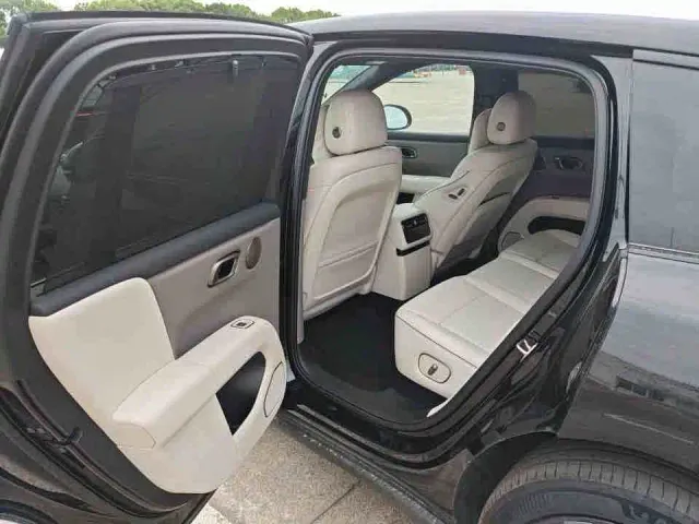 Li Auto i6 — Фото автомобиля 8