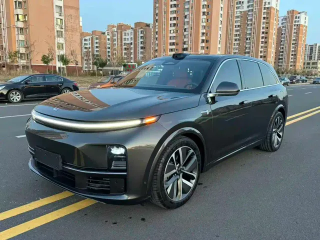 Фотография автомобиля — Li Auto L7