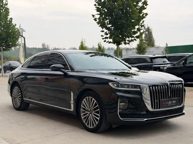 Hongqi H9 — Фото автомобиля 5