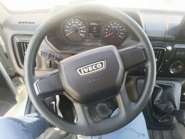 Iveco Daily — Фото автомобиля 10