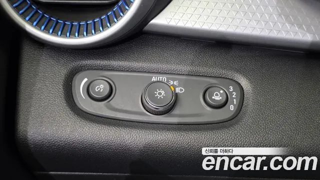 ChevroletGMDaewoo Trax Trax Кроссовер — Фото автомобиля 14