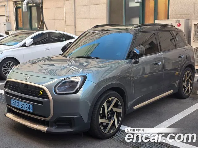MINI Countryman — Фото автомобиля 2