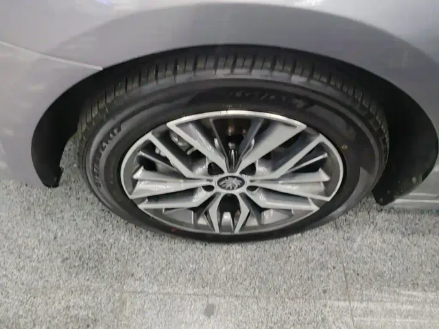 BYD Qin PLUS — Фото автомобиля 22