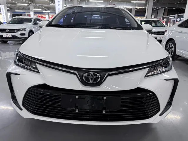 Toyota Corolla — Фото автомобиля 2