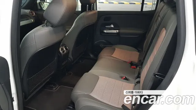 Mercedes-Benz EQB X243 — Фото автомобиля 9