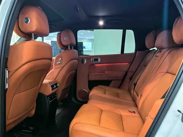 Li Auto L7 — Фото автомобиля 3