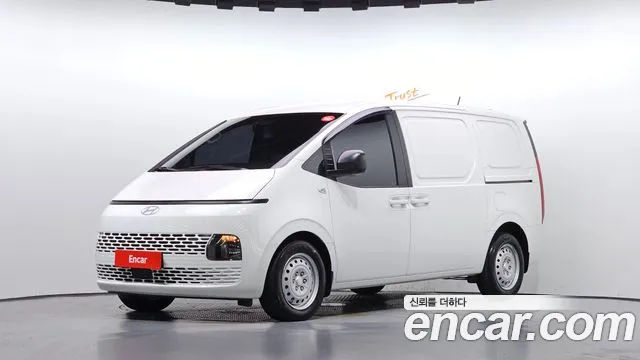 Фотография автомобиля — Hyundai Staria