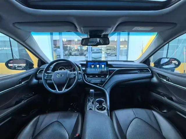 Toyota Camry — Фото автомобиля 11