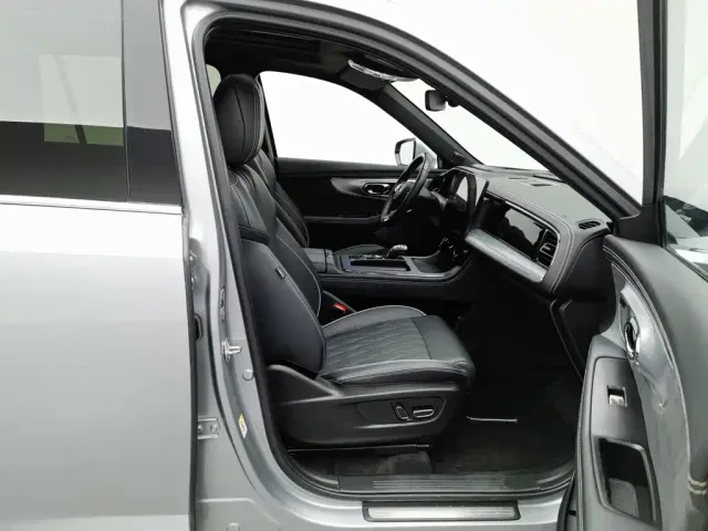 GAC Trumpchi GS8 — Фото автомобиля 23