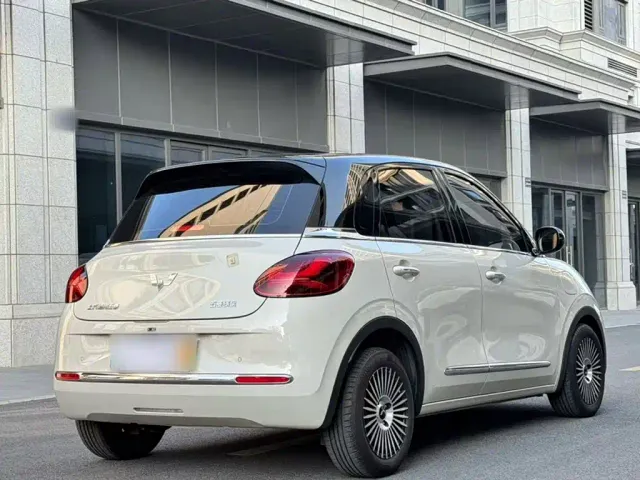 Wuling Bingo — Фото автомобиля 6