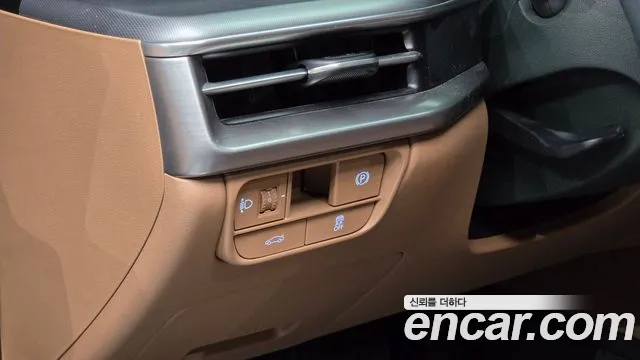Hyundai Grandeur GN7 — Фото автомобиля 16