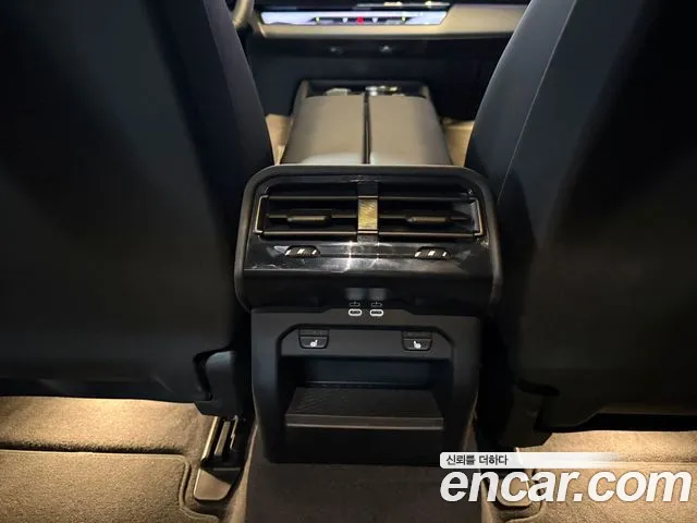 BMW 5 Series G60 — Фото автомобиля 16