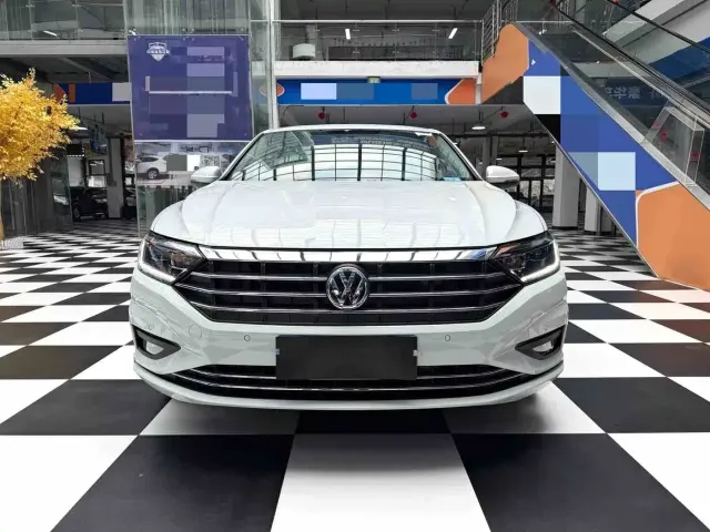 Volkswagen Sagitar — Фото автомобиля 2