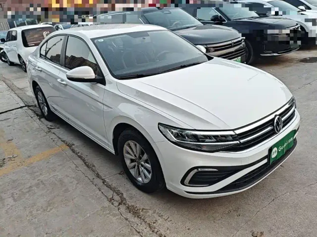 Volkswagen Bora — Фото автомобиля 3
