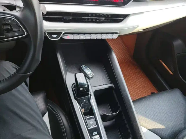 Geely Binrui — Фото автомобиля 13